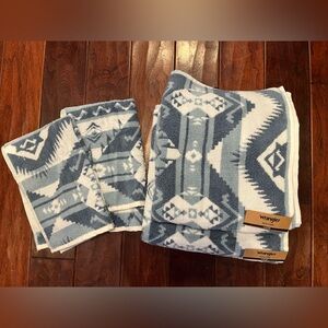 Wrangler Blue and White Quick Dry Bath and Hand Towel Set